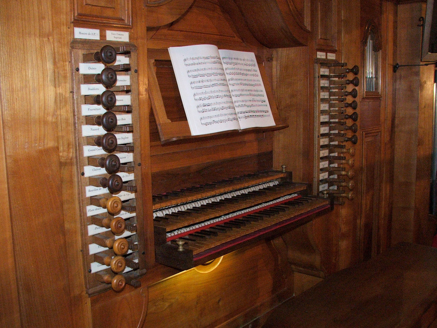 La console de l'orgue